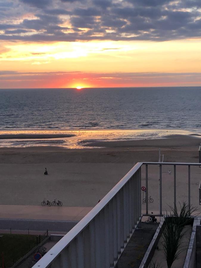Sea-Senses Com/Blue Moon Apartment Koksijde Bagian luar foto